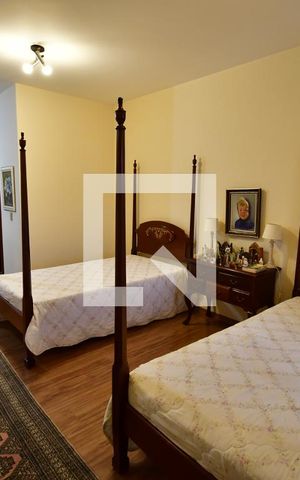 Casa à venda com 986m², 7 quartos e 10 vagasQuarto 2 - Suíte