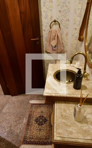Casa à venda com 986m², 7 quartos e 10 vagasLavabo