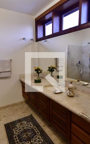 Casa à venda com 986m², 7 quartos e 10 vagasBanheiro 3 - Suíte