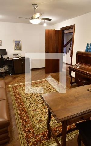 Casa à venda com 986m², 7 quartos e 10 vagasSala - Escritório