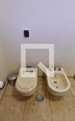 Casa à venda com 986m², 7 quartos e 10 vagasBanheiro 3 - Suíte