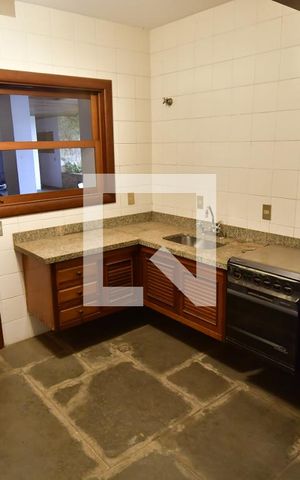 Casa à venda com 986m², 7 quartos e 10 vagasCopa 2