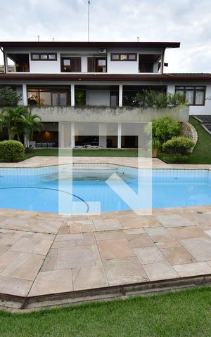 Casa à venda com 986m², 7 quartos e 10 vagasPiscina