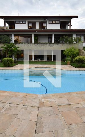 Casa à venda com 986m², 7 quartos e 10 vagasPiscina
