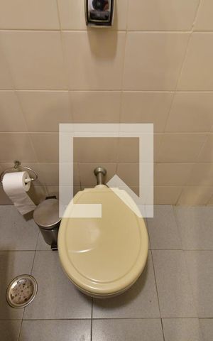 Casa à venda com 986m², 7 quartos e 10 vagasBanheiro de serviço