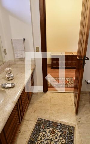 Casa à venda com 986m², 7 quartos e 10 vagasBanheiro 3 - Suíte