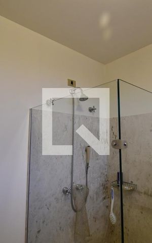 Casa à venda com 986m², 7 quartos e 10 vagasBanheiro 3 - Suíte