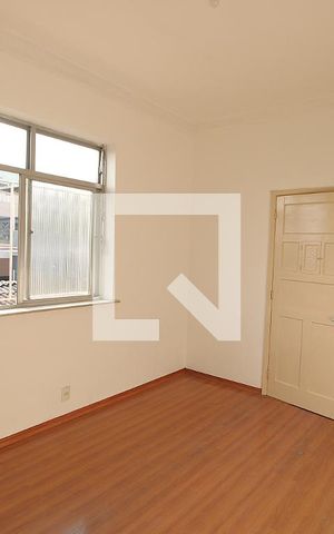 Apartamento à venda com 86m², 2 quartos e sem vagaSala
