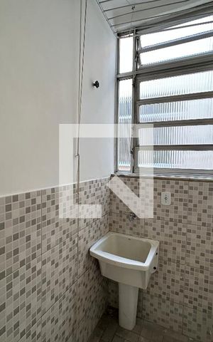 Apartamento à venda com 86m², 2 quartos e sem vagaÁrea de Serviço