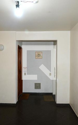 Apartamento à venda com 74m², 3 quartos e 1 vagaHall de entrada