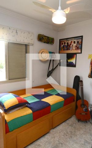 Apartamento à venda com 74m², 3 quartos e 1 vagaQuarto 2