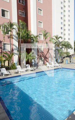 Apartamento à venda com 74m², 3 quartos e 1 vagaÁrea comum - Piscina