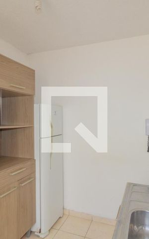 Apartamento para alugar com 42m², 2 quartos e 1 vaga Apartamento para alugar com 42m², 2 quartos e 1 vagaCozinha e Área de Serviço