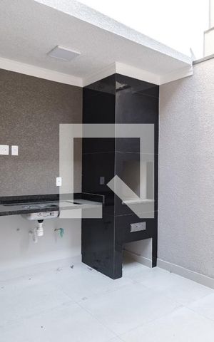 Casa à venda com 156m², 3 quartos e 2 vagasQuintal / Área de Serviço