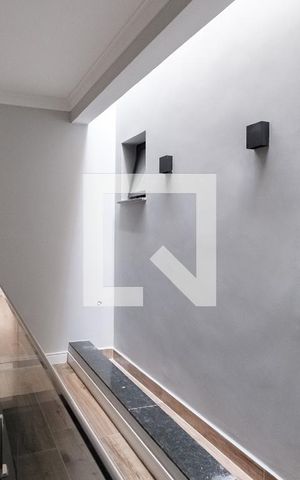 Casa à venda com 156m², 3 quartos e 2 vagasCorredor