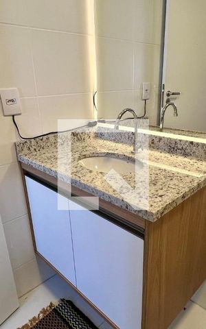 Studio para alugar com 24m², 1 quarto e sem vaga Studio para alugar com 24m², 1 quarto e sem vagaBanheiro da Suíte