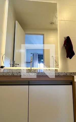 Studio para alugar com 24m², 1 quarto e sem vaga Studio para alugar com 24m², 1 quarto e sem vagaBanheiro da Suíte