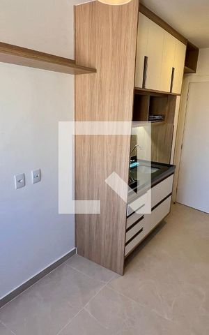 Studio para alugar com 24m², 1 quarto e sem vaga Studio para alugar com 24m², 1 quarto e sem vagaSala