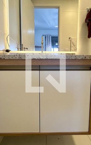 Studio para alugar com 24m², 1 quarto e sem vaga Studio para alugar com 24m², 1 quarto e sem vagaBanheiro da Suíte
