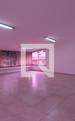 Casa à venda com 574m², 3 quartos e 5 vagasSala 2