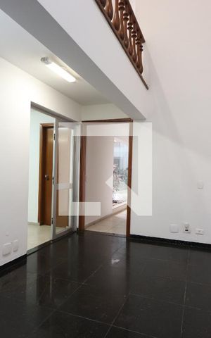 Casa à venda com 574m², 3 quartos e 5 vagasHall inferior