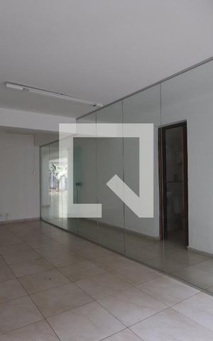 Casa à venda com 574m², 3 quartos e 5 vagasSalão de festas