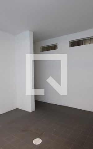 Casa à venda com 574m², 3 quartos e 5 vagasLavanderia
