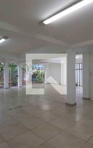 Casa à venda com 574m², 3 quartos e 5 vagasSalão de festas