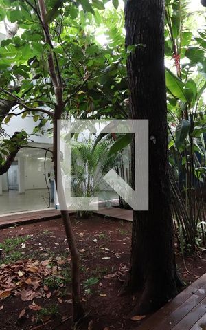 Casa à venda com 574m², 3 quartos e 5 vagasQuintal ajardinado