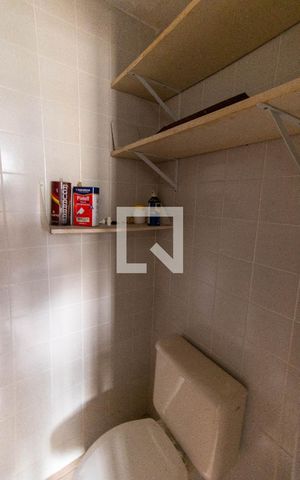 Apartamento à venda com 100m², 3 quartos e 1 vaga Apartamento à venda com 100m², 3 quartos e 1 vagaBanheiro de Serviço