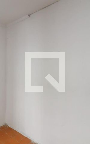 Casa à venda com 184m², 4 quartos e 2 vagas Casa à venda com 184m², 4 quartos e 2 vagasQuarto