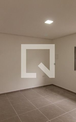 Casa à venda com 46m², 1 quarto e sem vaga Casa à venda com 46m², 1 quarto e sem vagaQuarto