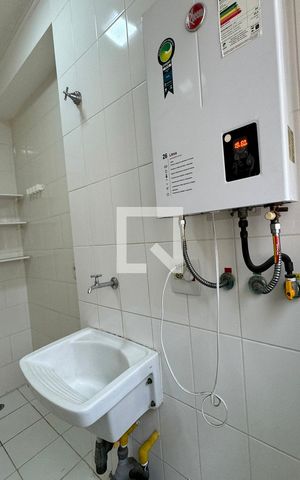 Apartamento para alugar com 76m², 2 quartos e 1 vagaÁrea de Serviço