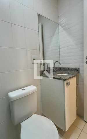 Apartamento para alugar com 76m², 2 quartos e 1 vagaBanheiro Corredor