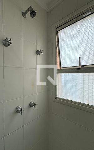 Apartamento para alugar com 76m², 2 quartos e 1 vagaBanheiro da Suíte 1
