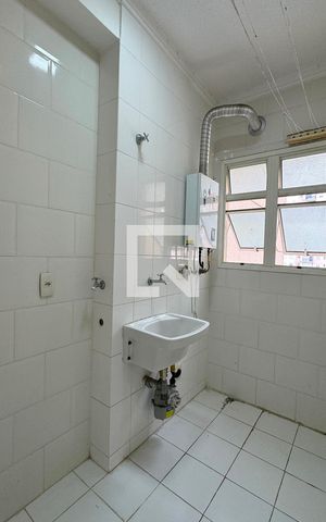 Apartamento para alugar com 76m², 2 quartos e 1 vagaÁrea de Serviço