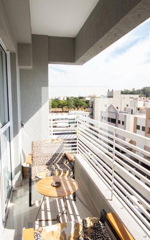 Apartamento para alugar com 67m², 2 quartos e 1 vagaSacada