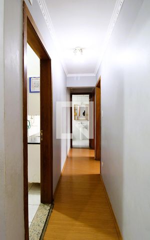 Apartamento à venda com 60m², 2 quartos e 1 vagaCorredor - Quartos