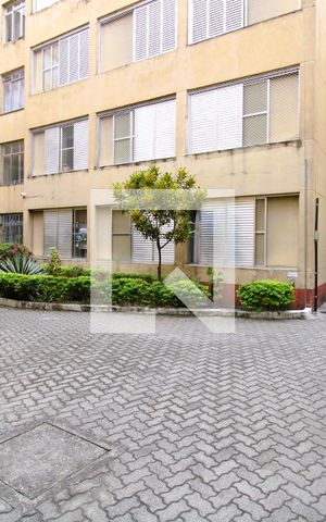 Apartamento à venda com 60m², 2 quartos e 1 vagaÁrea comum