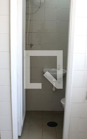 Apartamento para alugar com 72m², 2 quartos e 1 vagaÁrea de Serviço