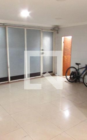 Casa à venda com 130m², 3 quartos e 2 vagasGaragem