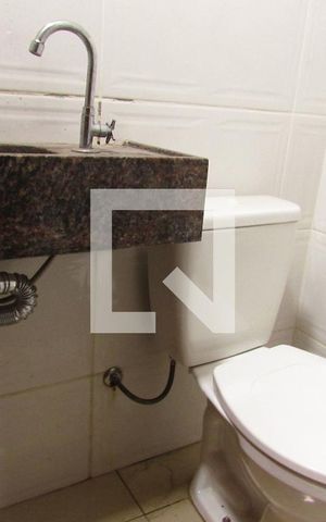Casa à venda com 130m², 3 quartos e 2 vagasBanheiro Social