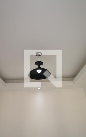Apartamento à venda com 41m², 2 quartos e 1 vagaSala - Detalhe