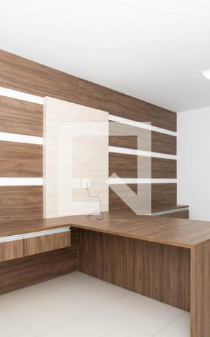 Casa para alugar com 350m², 3 quartos e 2 vagas Casa para alugar com 350m², 3 quartos e 2 vagasEscritório