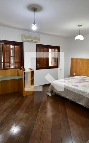 Casa à venda com 499m², 4 quartos e 8 vagasQuarto 3 - Suíte