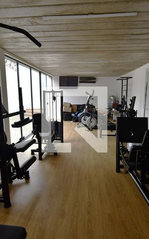 Casa à venda com 499m², 4 quartos e 8 vagasAcademia