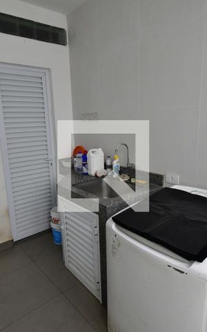 Casa à venda com 499m², 4 quartos e 8 vagasÁrea de Serviço