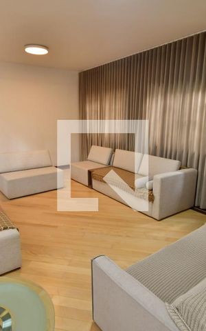 Casa à venda com 499m², 4 quartos e 8 vagasSala 1
