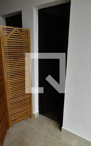 Casa à venda com 499m², 4 quartos e 8 vagasLavabo 2 - Piscina