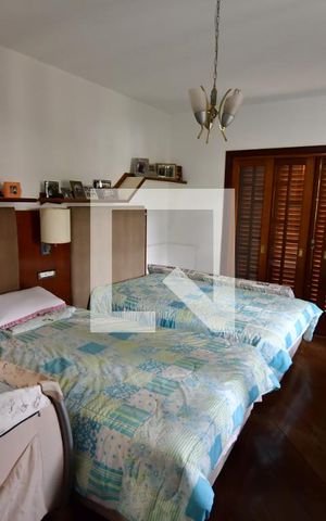 Casa à venda com 499m², 4 quartos e 8 vagasQuarto 4 - Suíte